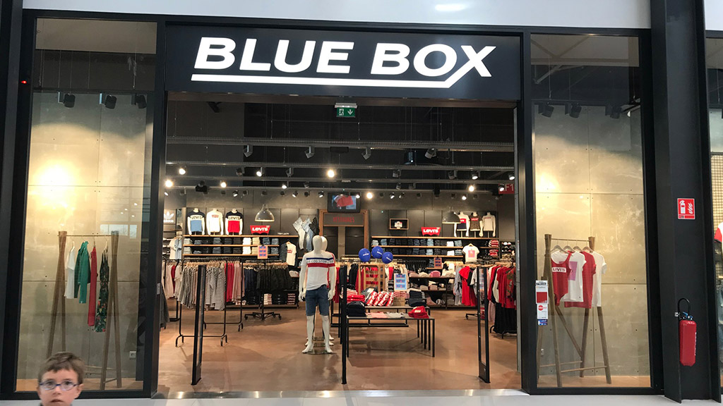JOUÉ-LÈS-TOURS - BLUE BOX