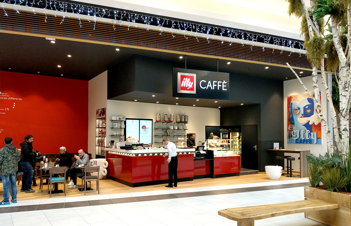 Ajaccio - Centre commercal Auchan Atrium - Illy Café