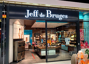 La Réunion Saint -Joseph - Centre commercial E. Leclerc Les Terrass - Jeff de Bruges