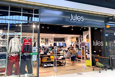 La Réunion Saint -Joseph - Centre commercial E. Leclerc Les Terrass - Jules