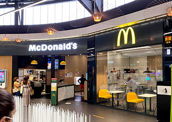 La Réunion Saint -Joseph - Centre commercial E. Leclerc Les Terrass - McDonald's