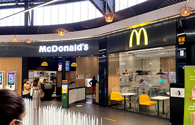 La Réunion Saint -Joseph - Centre commercial E. Leclerc Les Terrass - McDonald's