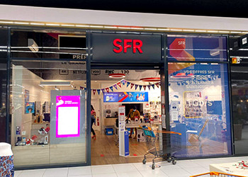 La Réunion Saint -Joseph - Centre commercial E. Leclerc Les Terrass - SFR