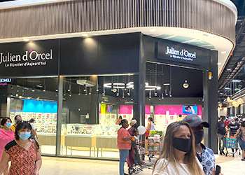 La Réunion Sainte-Marie - Centre commercial E. Leclerc La Réserve - Julien d'Orcel