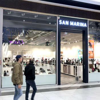 Ajaccio-Centre-commercal-Auchan-Atrium-San-Marina