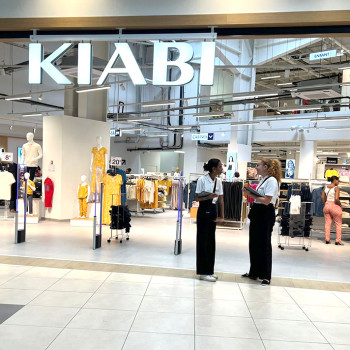 La-Réunion-Sainte-Marie-Centre-commercial-E.-Leclerc-La-Réserve-Kiabi