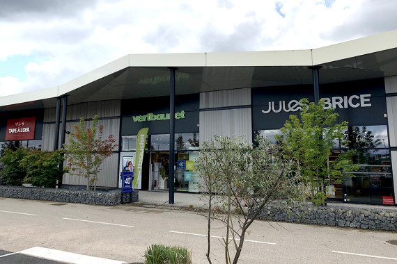 Tarbes-Zone-commerciale-E.Leclerc-le-Méridien-Jules