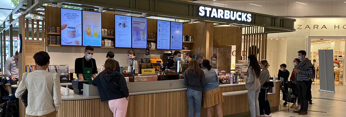 slide-bab2-starbucks